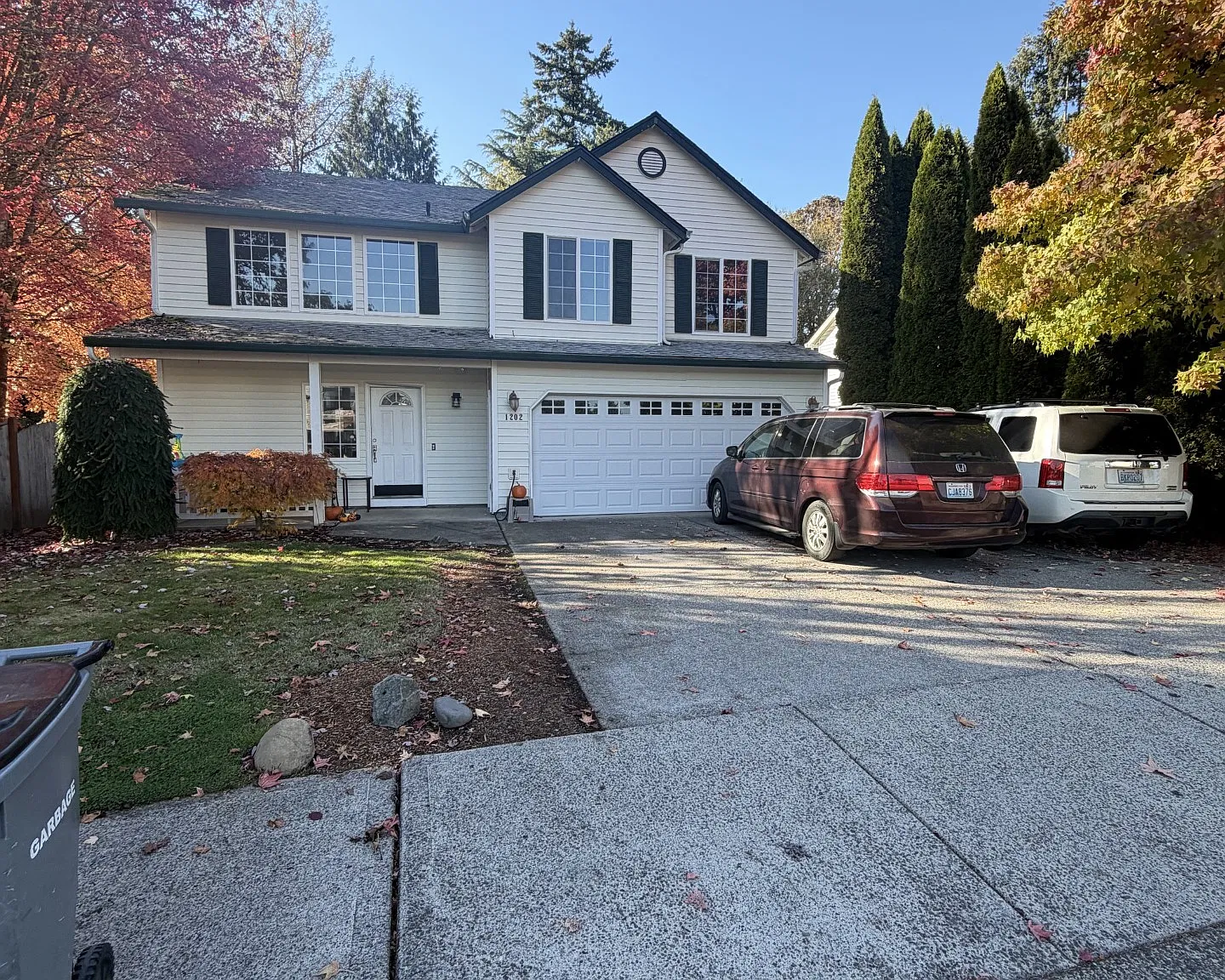 4 bed, 2.5 bath, 1986 sqft, $2,800 — Photo 1