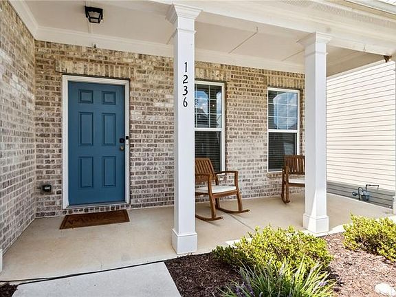 4th image of 1236 Maston Rd