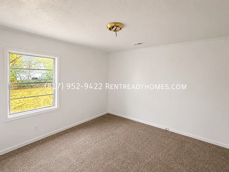 1381 Creel Ct — Photo 4