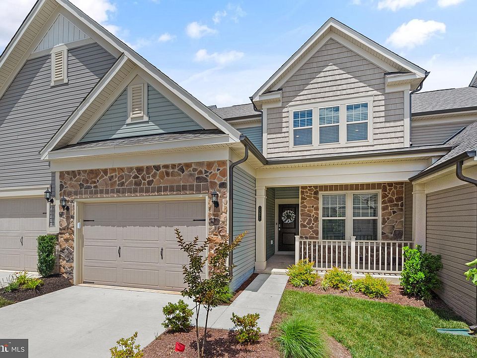 1st image of 15872 Lavender Woods Ln