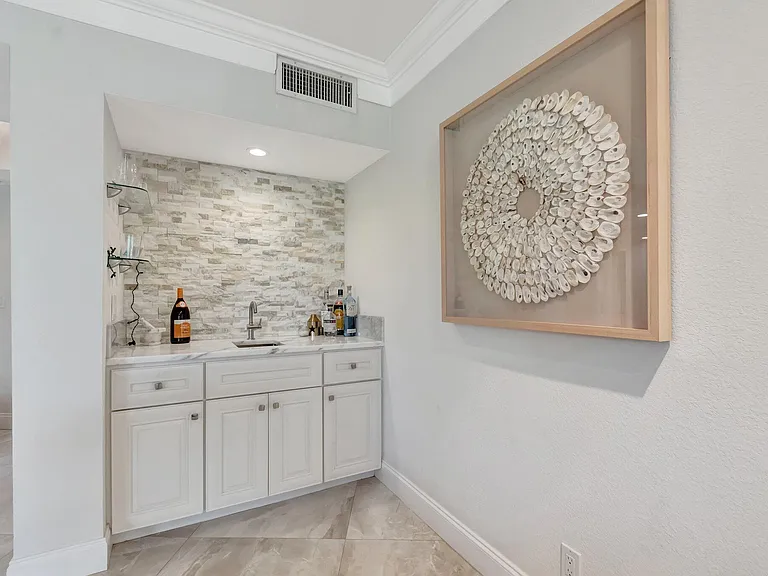 5279 Fountains Dr S #304 — Photo 10