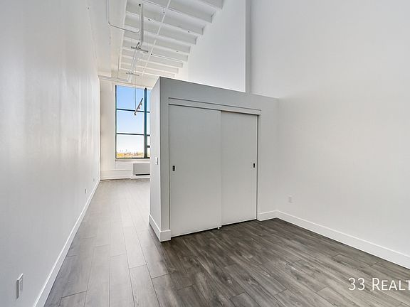 3rd image of 4000 W Diversey Ave APT 532