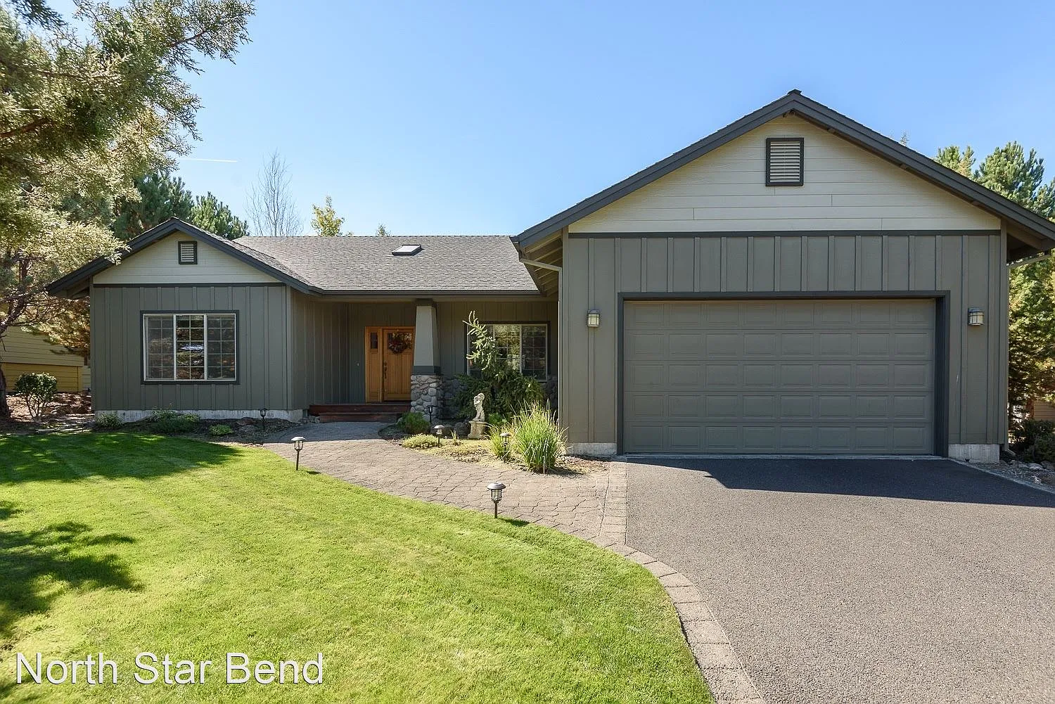 387 Goshawk Ct photo 1