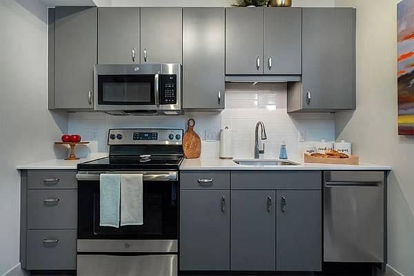 1st image of 313 N Capitol Ave #609