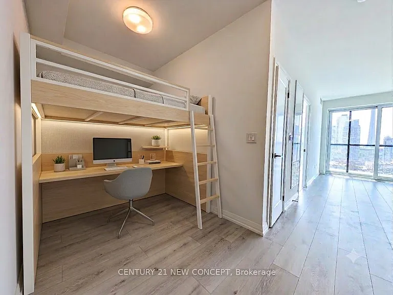 280 Dundas St W #2107 — Photo 5