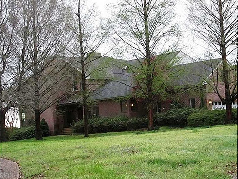 1st image of 1737 Lovetts Pond Ln