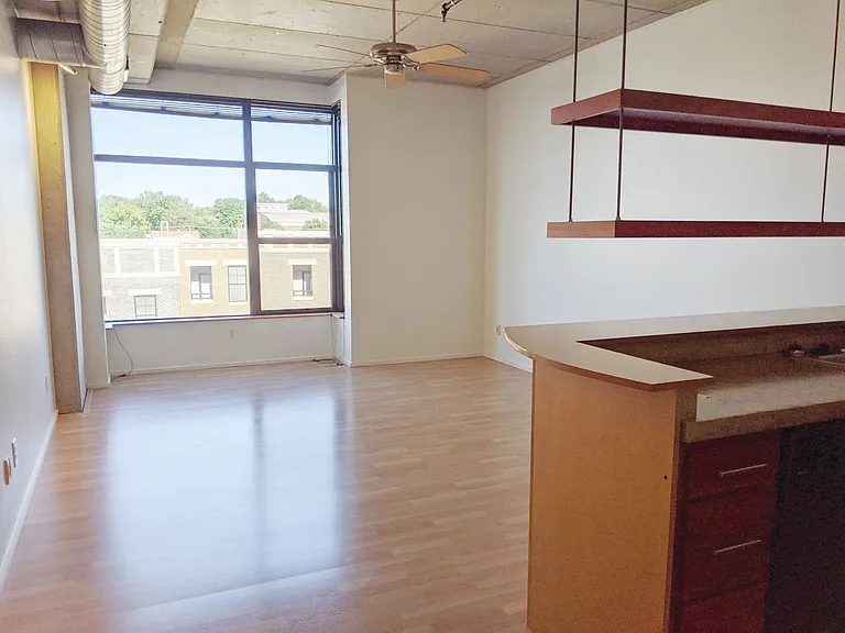 Mercury - Residential — Photo 77