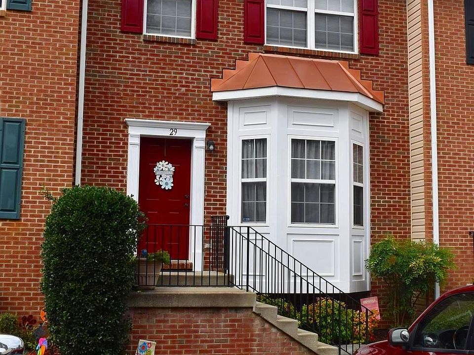 1st image of 29 Townes Pl