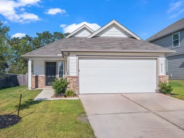 973 Harper Ln, Bryan, TX 77803