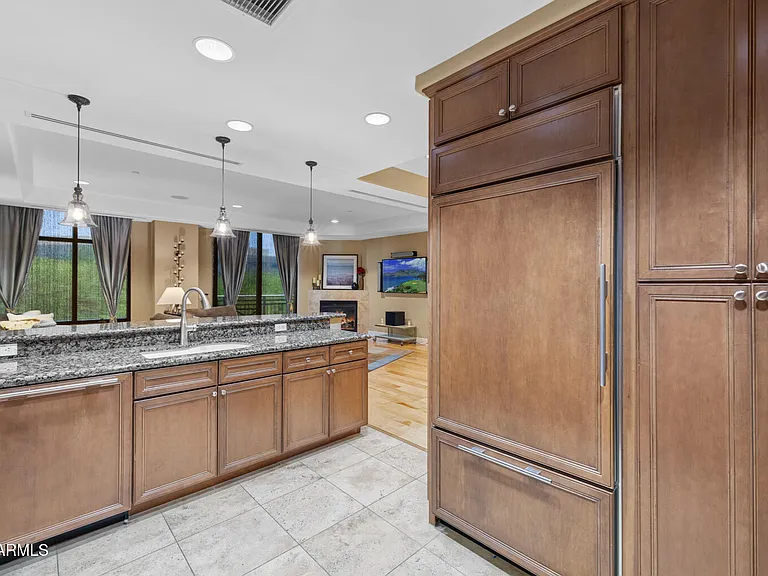 2211 E Camelback Rd #207 — Photo 15