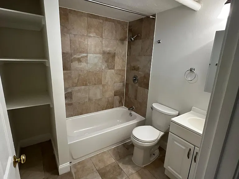 38 Hemenway St #51A — Photo 15