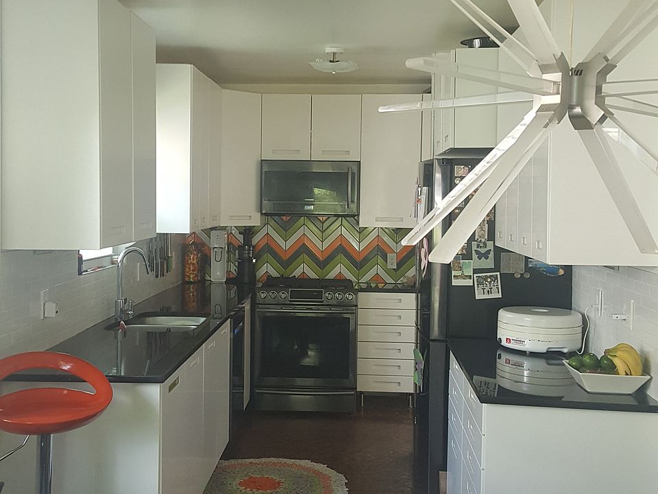 2nd image of 1357 Vincent Ave N