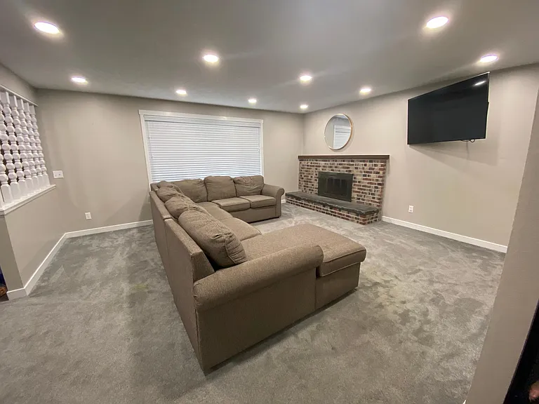 5835 SW 205th Ave — Photo 8