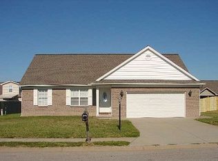 1811 Antiqua Dr, Newburgh, IN 47630