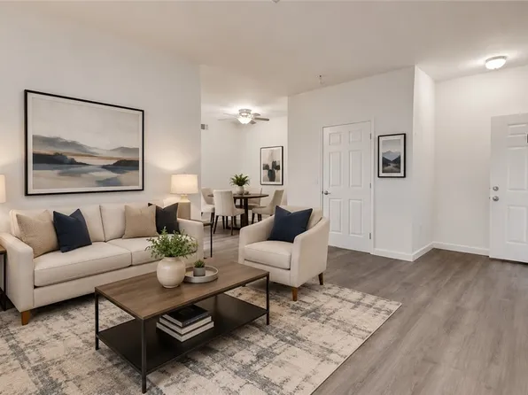 231 W Horizon Ridge Pkwy APT 814, Henderson, NV 89012