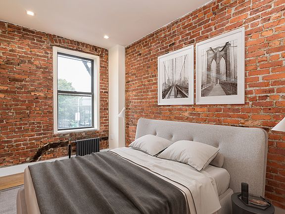 3rd image of 941 Washington Ave #507