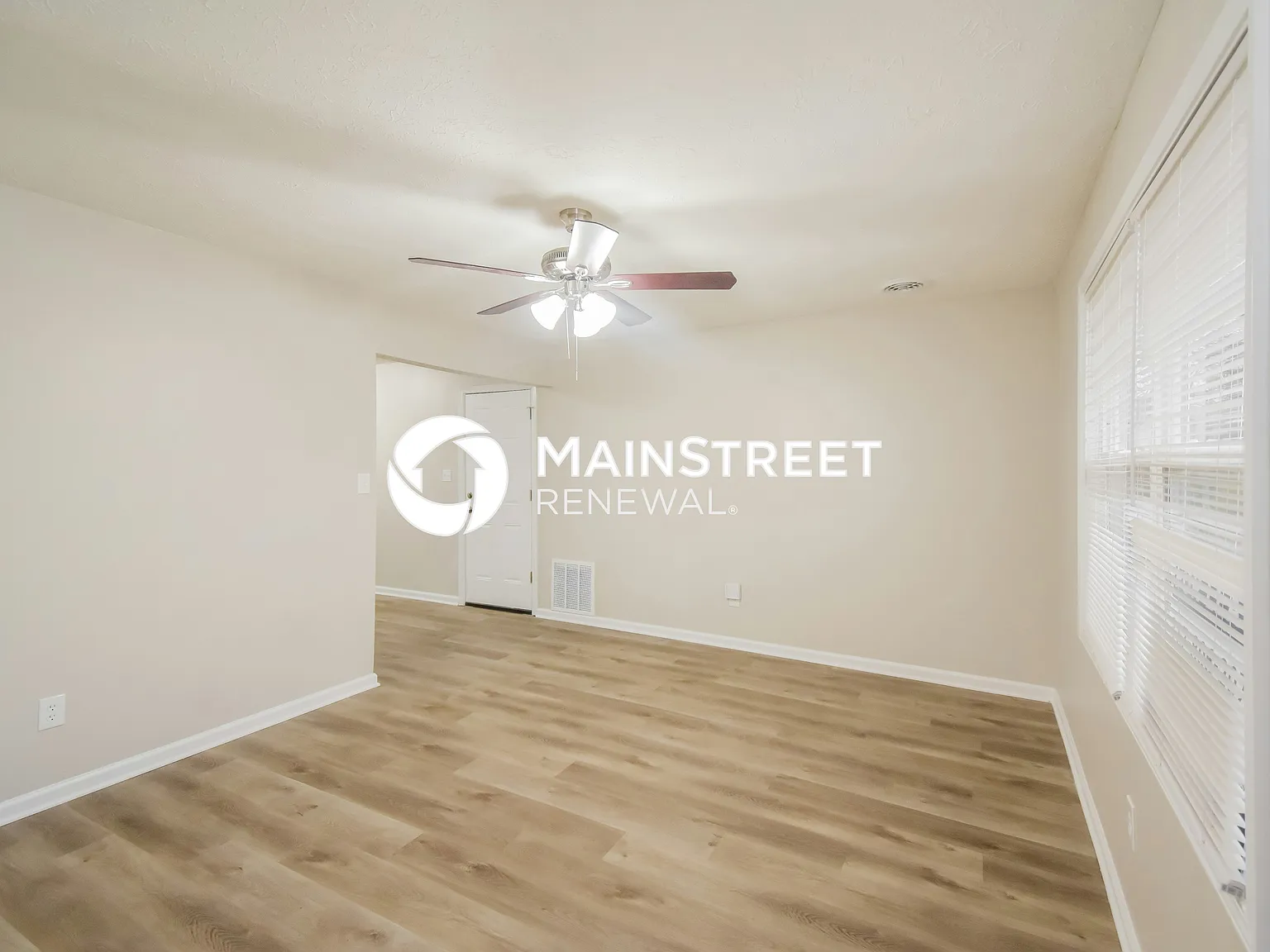 2726 Heatherlea Ct — Photo 4