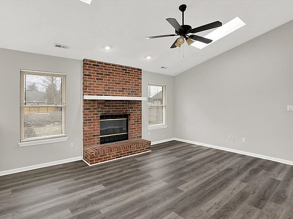 3rd image of 3140 Shellbark Dr