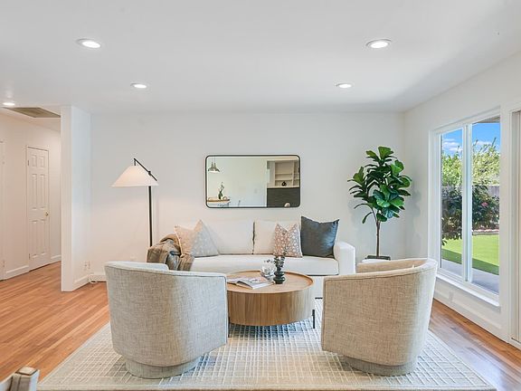 5th image of 16 Wallace Way