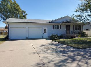 410 3rd St, Claflin, KS 67525