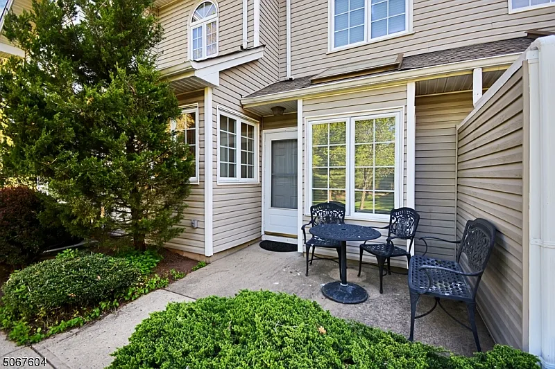 99 Birchwood Rd #99