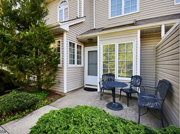 99 Birchwood Rd #99, Bedminster, NJ 07921