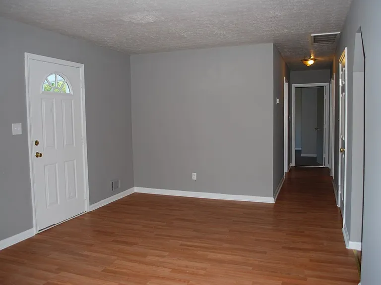 6712 Stana Dr — Photo 12