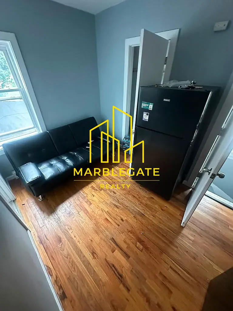 1 bed, 650 sqft, $1,395 — Photo 2