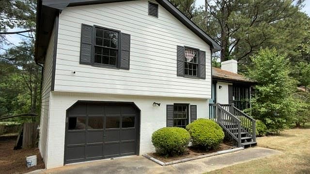 1st image of 408 Willow Ct SE