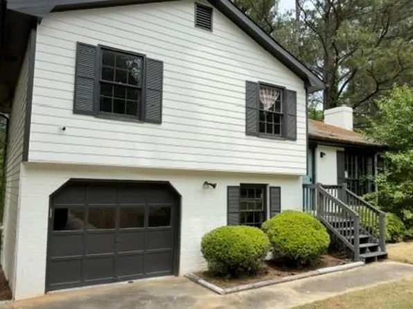408 Willow Ct SE, Conyers, GA 30094