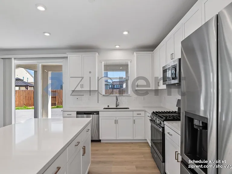 2146 Natoma Pl — Photo 13