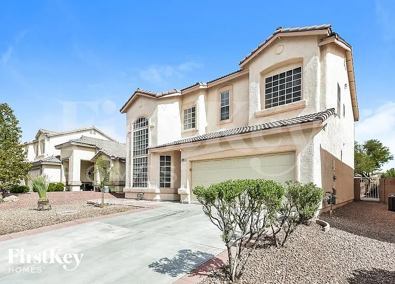 5008 Sparkling Sky Ave — Photo 2