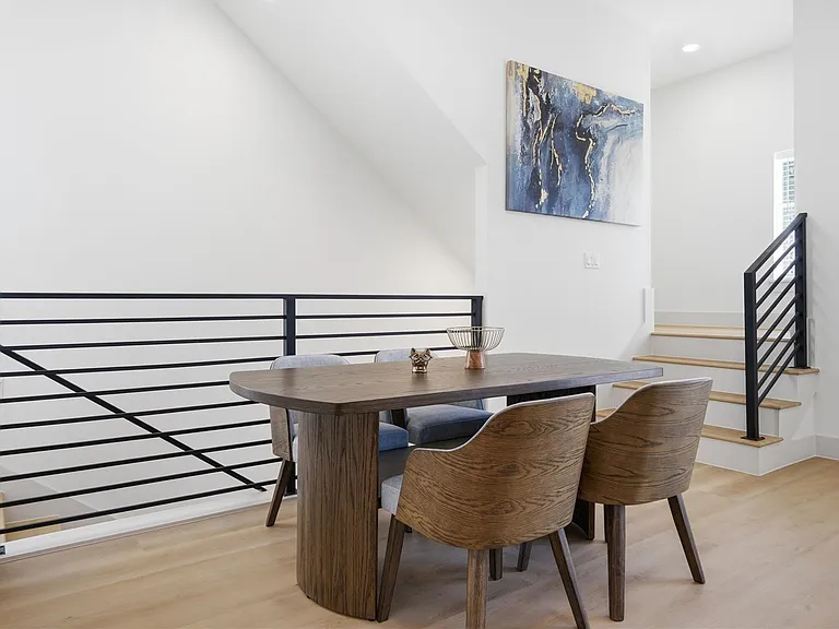 5505 Hershe St — Photo 10