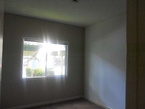 4th image of 6264 Civic Terrace Ave #B