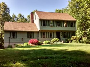 104 Little Mill Rd, Sandown, NH 03873
