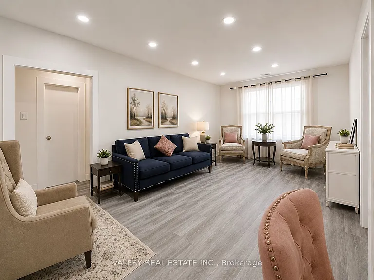 15 Stavebank Rd N #5 — Photo 1