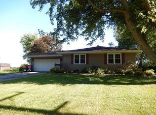 9443 E 3000n Rd, Momence, IL 60954