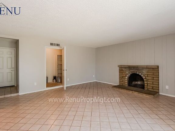 3rd image of 5515 N 72nd Ave