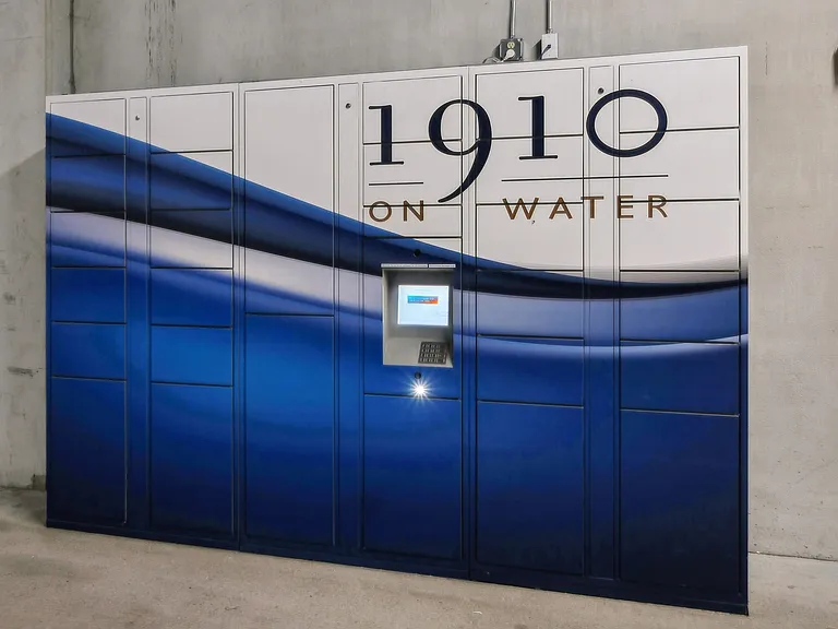 1910 on Water — Photo 22