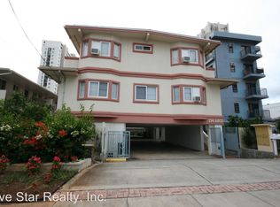 734 Palani Ave #B, Honolulu, HI 96816