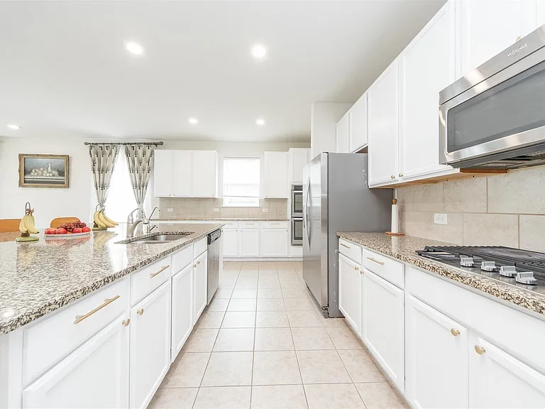 15406 Easton Gate Ln — Photo 14