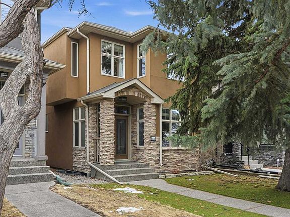 2nd image of 4112 W 19th St SW