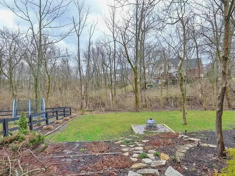 1972 Wedgewood Ln — Photo 30