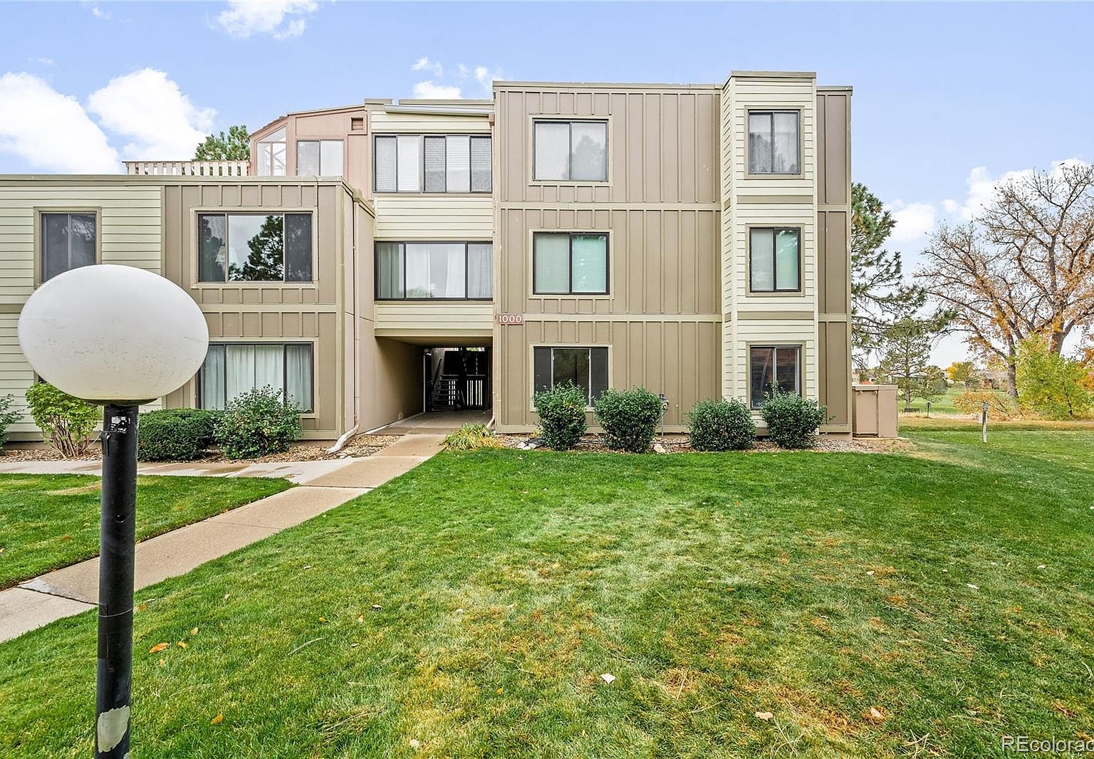 Curated visual reference: Picture Idea: 2525 S Dayton Way Bldg 1000 1001 Denver Co 80231
