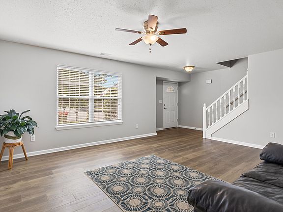 4th image of 19196 Golden Meadow Way