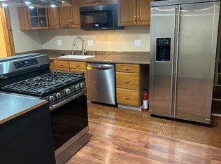 72 Auburn Ave, Sierra Madre, CA 91024