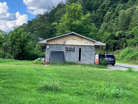 3rd image of 5841 Kyles Ford Hwy