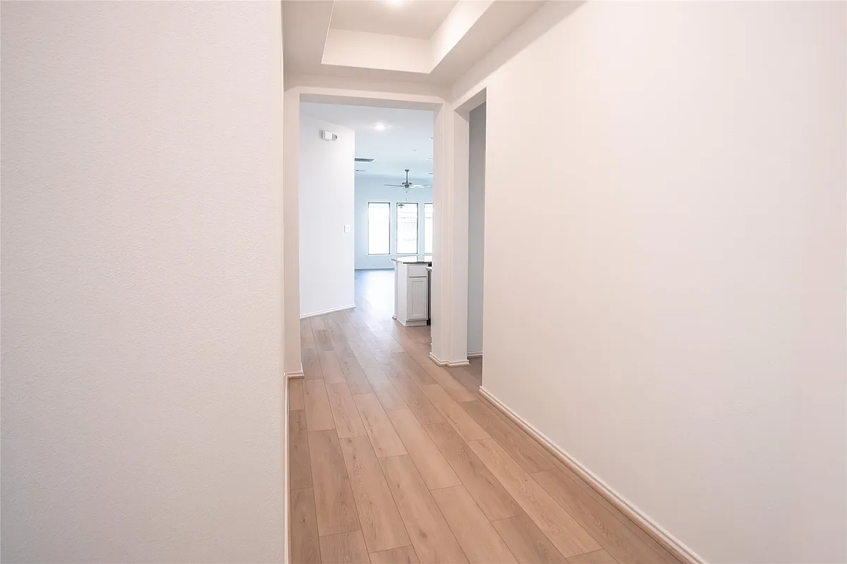 Building Photo - 10543 Shining Dawn Way