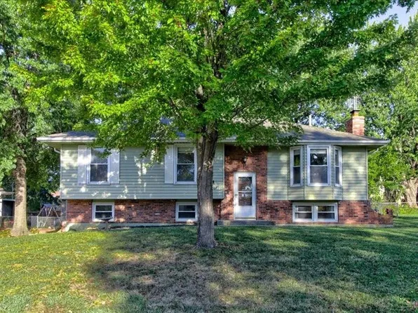 17008 E 4th Ter S, Independence, MO 64056