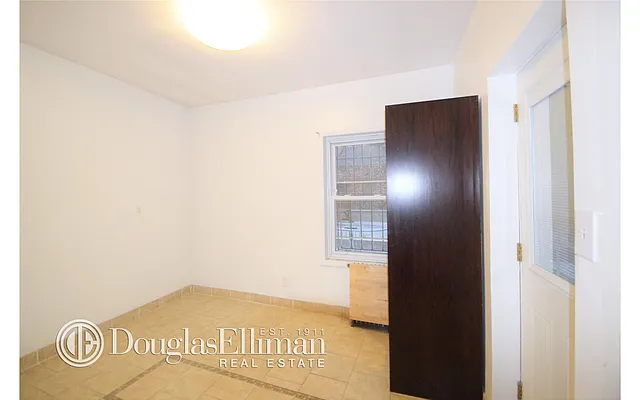 Rented by Douglas Elliman | media 18